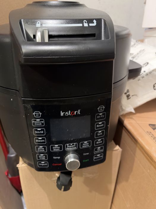 Instant Pot Duo Crisp мултикукър+Airfryer - 300 лв.