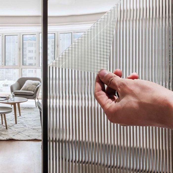 Рефленный пленки рулон и на метраж с доставкой