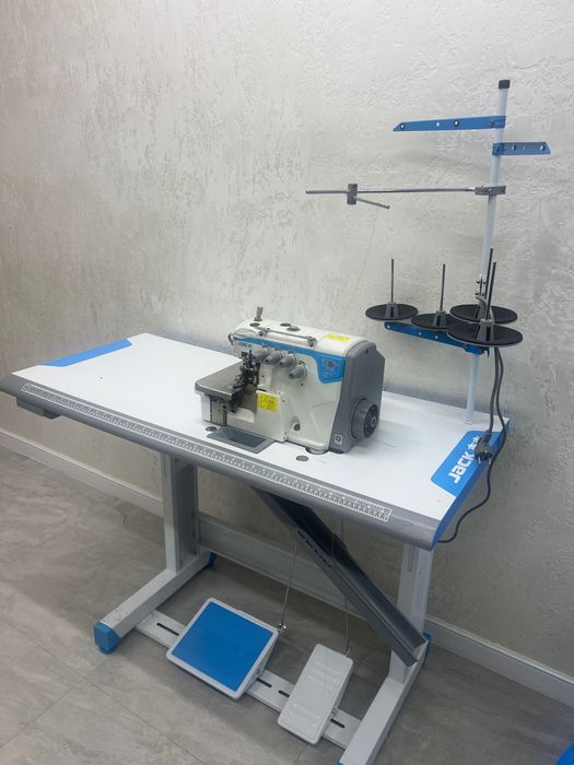 Оверлок промышленный Jake