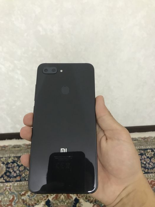 Mi 8 lite 4/64 GB