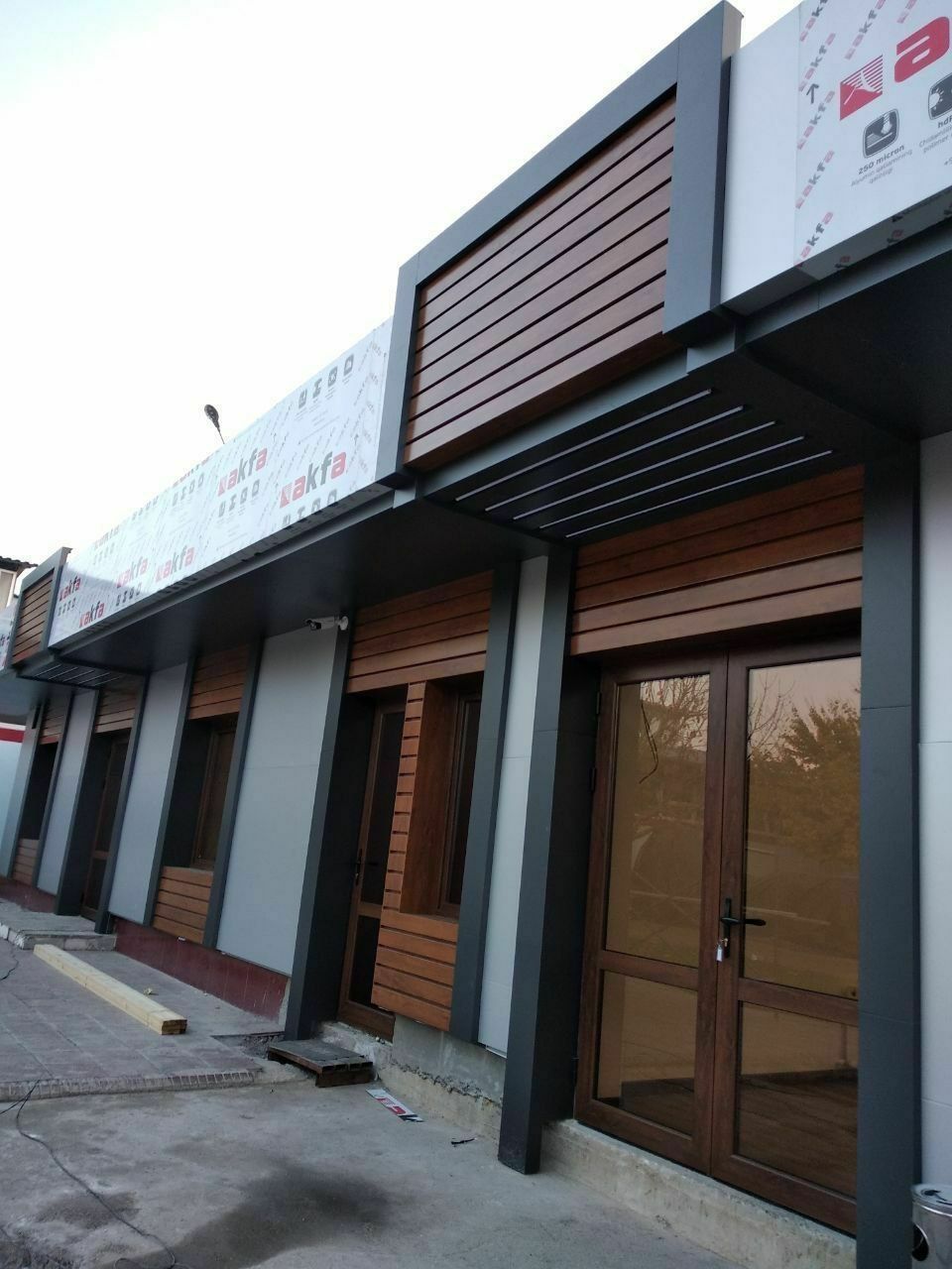 Alucobond  – professional montaj xizmati.

Alukabon, alukabond, a