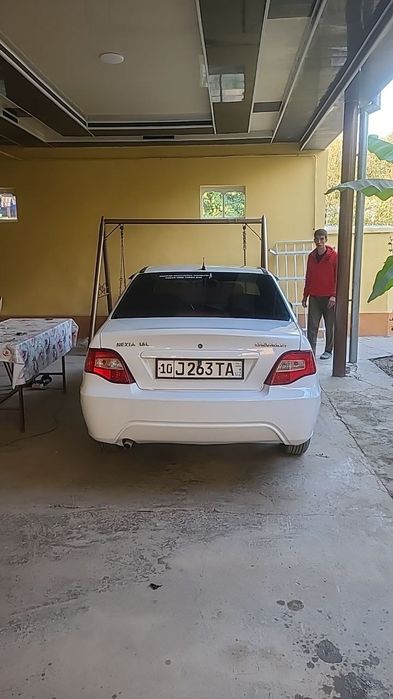 Nexia 2 1.6 super konditsioner variantga beriladi.