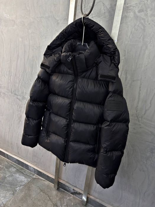 Geaca Burberry calitate Premium Husa Cadou