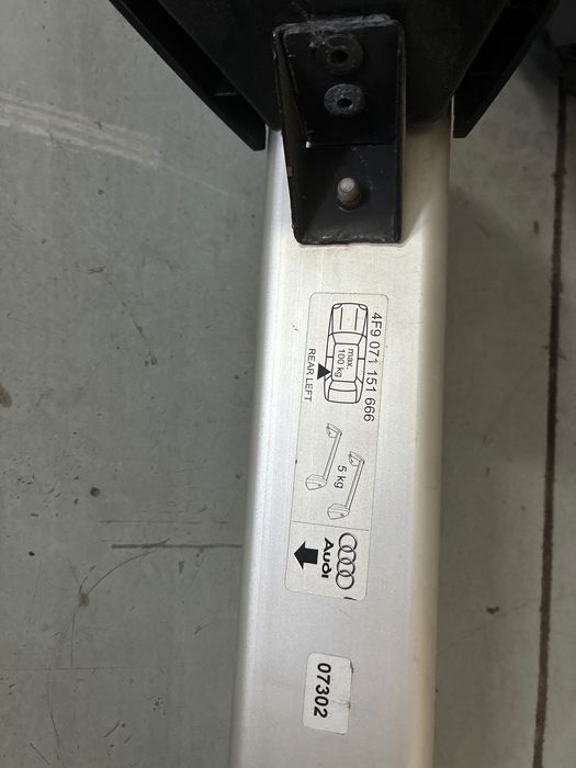 Греди напречни багажник audi a6 4f