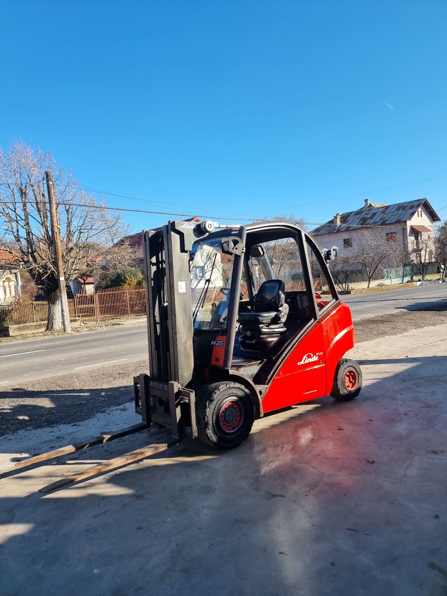 Motostivuitor Linde h25