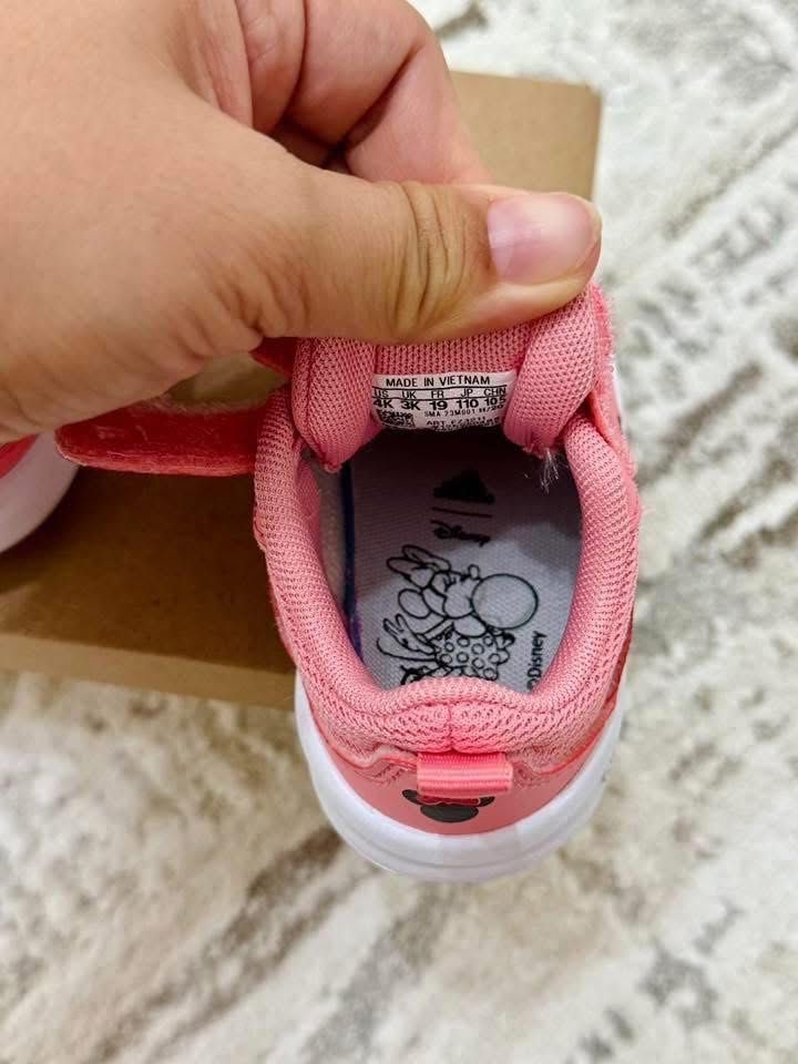 Маратонки Adidas рр 19