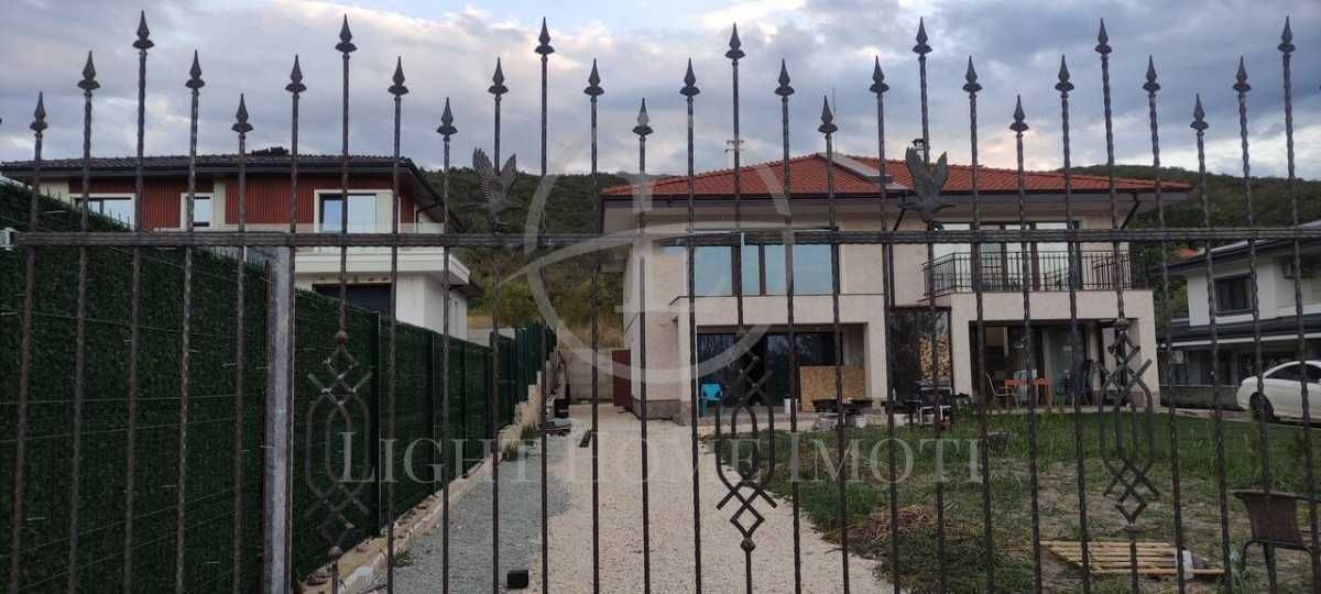 Продава се Къща в с. Марково, Област Пловдив - 192 кв.м за 1214 €/кв.м - Снимка #5