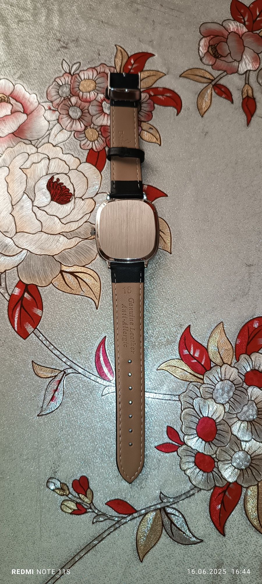Часы casio б/у !