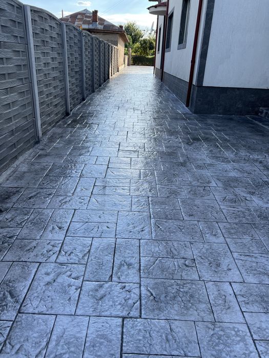 Decorațiuni case gradina garduri si altele din beton amprentat