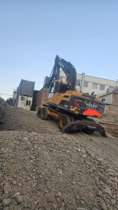 Экскаватор VOLVO EW210B
Йили: 2015
Моточас: 10 000
Ҳолати яхши,  муамм