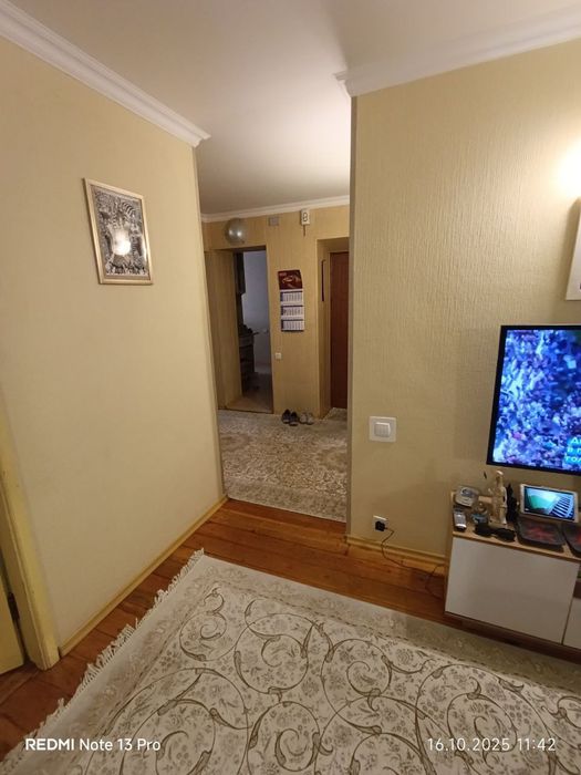 Продаётся 3+1 4х комнатная 2 Кадастра  Чиланзар 1.