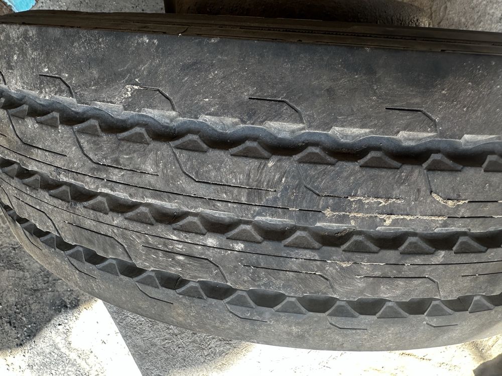 Балон на прицеп 215/75 R17.5