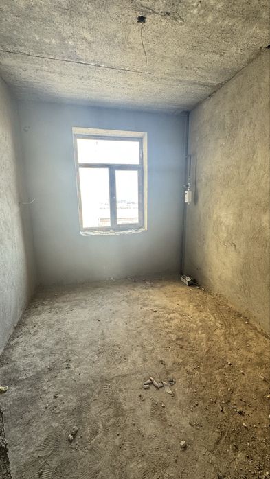 Продается Квартира 3 х комнатная,г Карши,Махоллот махалла Чевар маркет