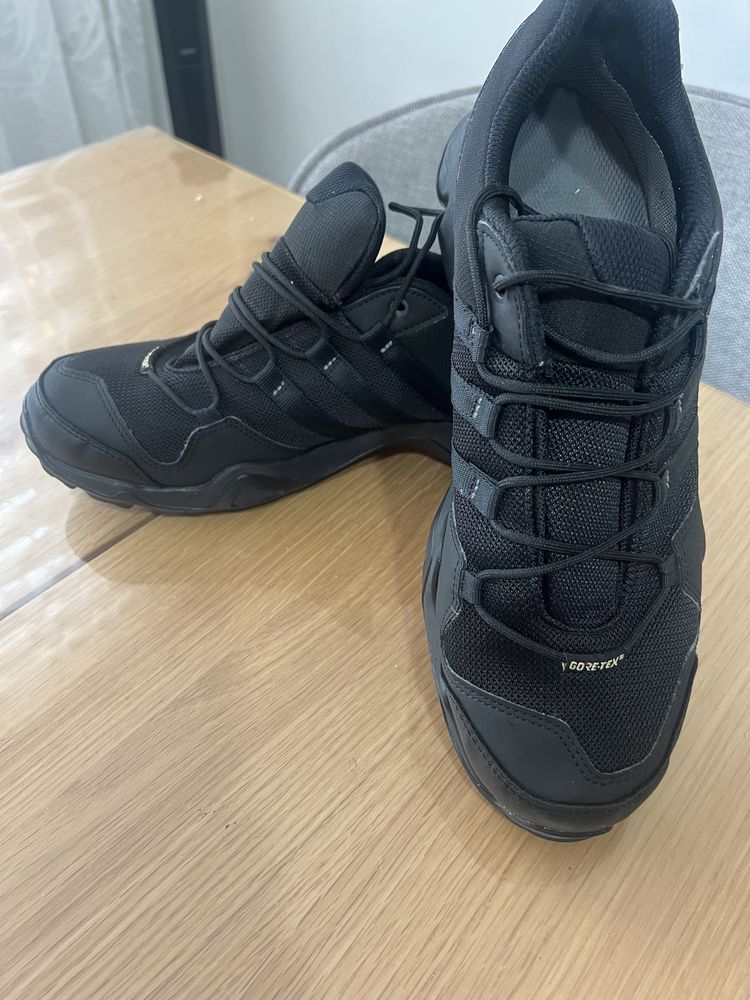 Маратонки adidas TERREX 45 1/2 номер