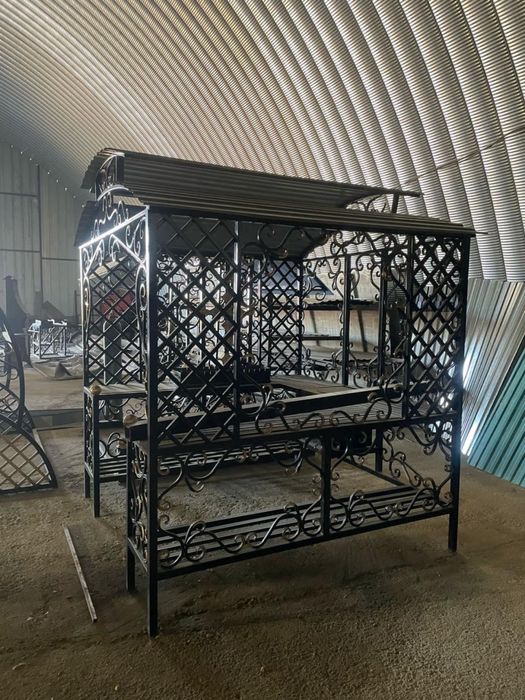 Кованые изделия на заказ Ворота, калитки, мангалы, беседки, качели