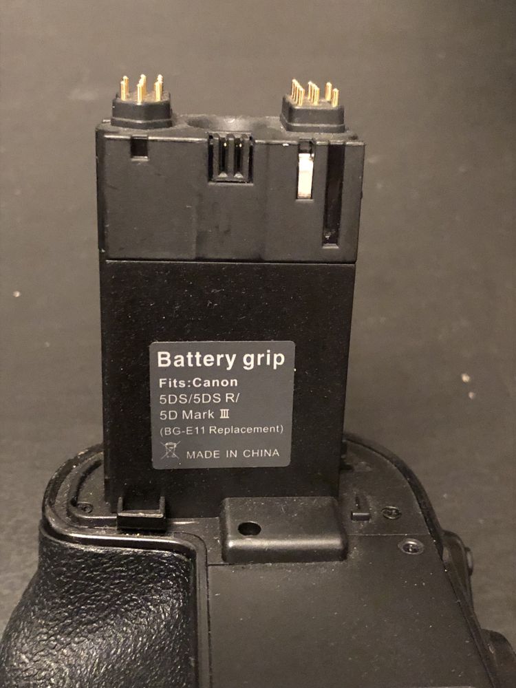 Grip Battery-Pack CANON BG-E7 BG-E8 sigilate