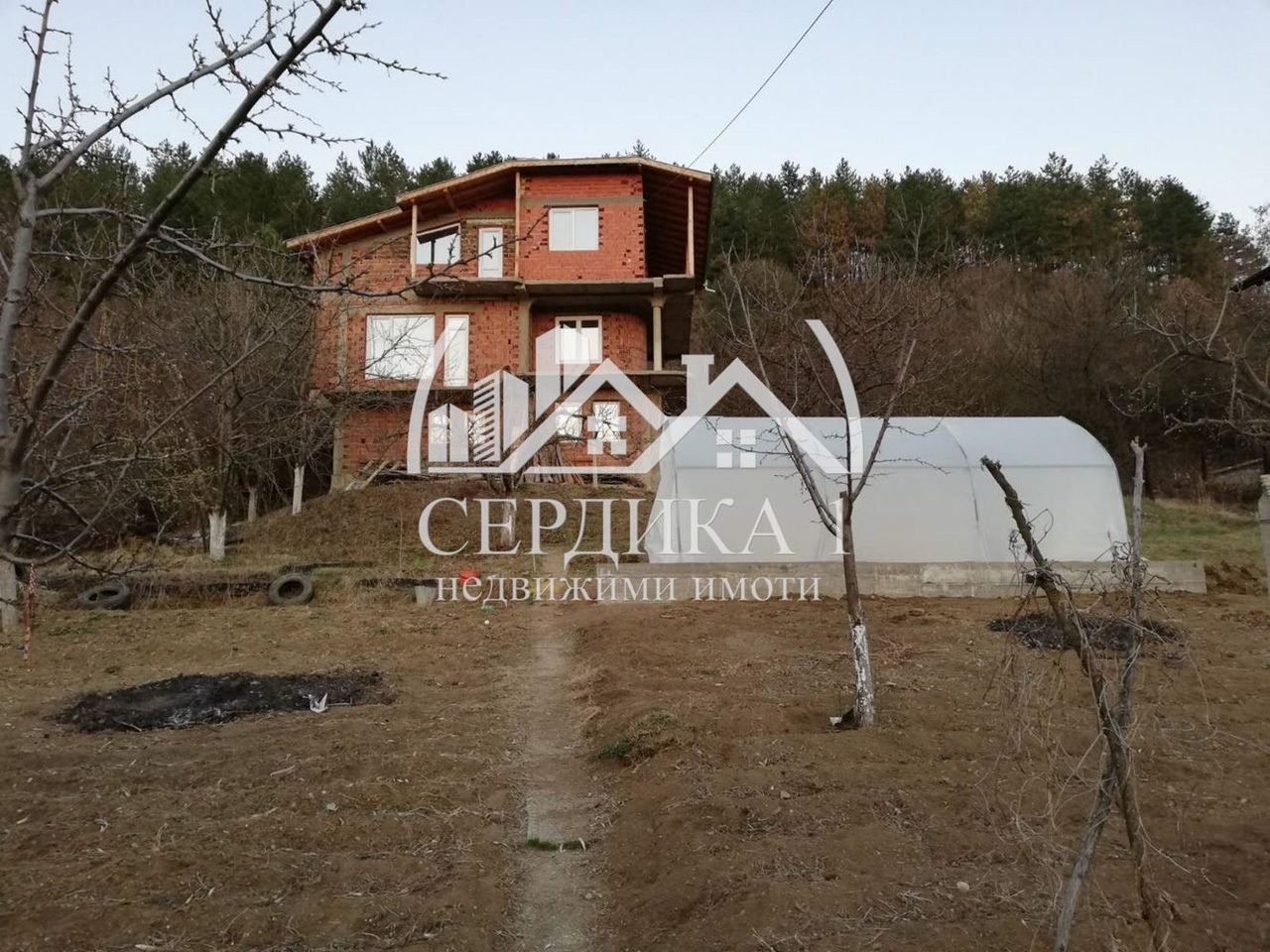 Продава се Къща в с. Мало село, Област Кюстендил - 300 кв.м за 175 €/кв.м - Снимка #1