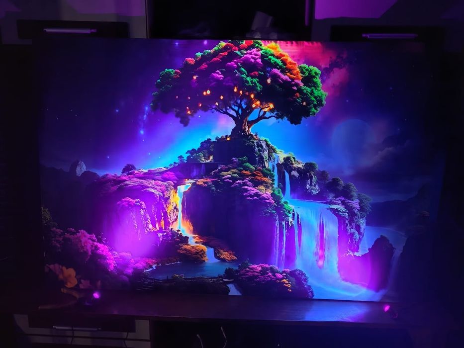 Картины с ультрафиолетовой подсветкой — магия света у вас дома!