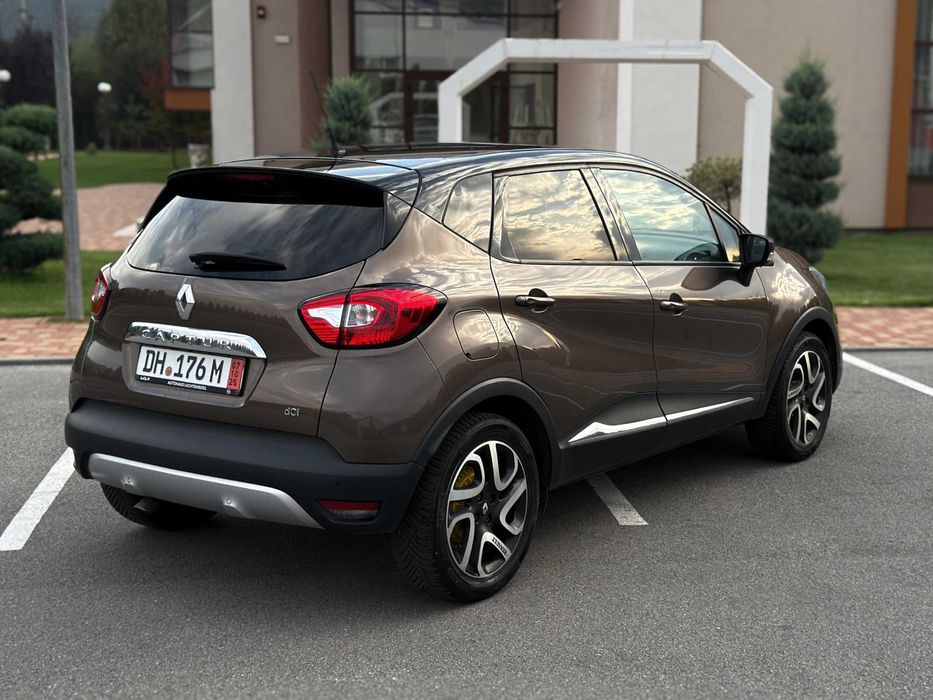 Renault Captur Helly Hansen – 1.5 dCi 90 CP 2015