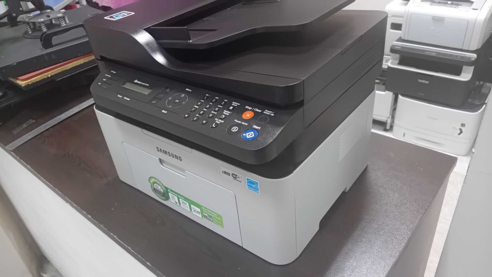 Отличен! Безжичен Wi-Fi лазерен принтер 3 в 1 Samsung M2070 FW