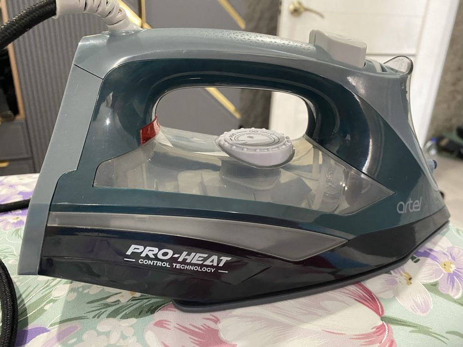 Продам утюг в отличном состоянии