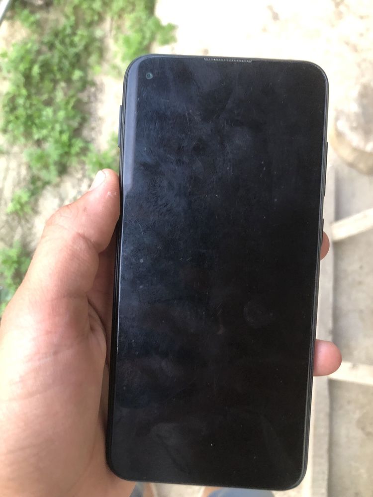 samsung A11 4/32 gb