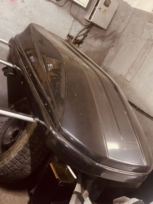 Автобокс с релингом вместе