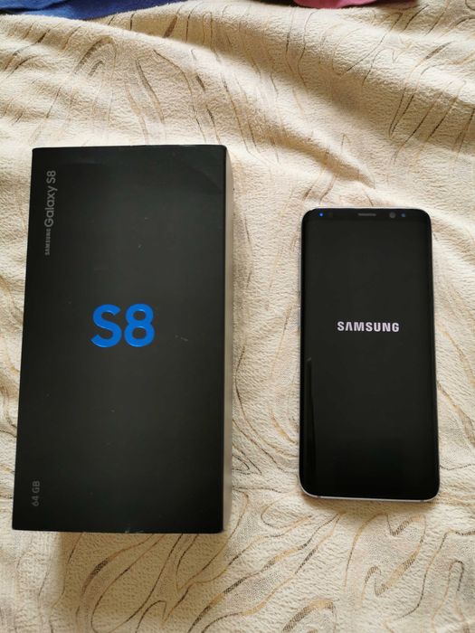 ИЗПРАТЕН Samsung Galaxy S8, 64GB