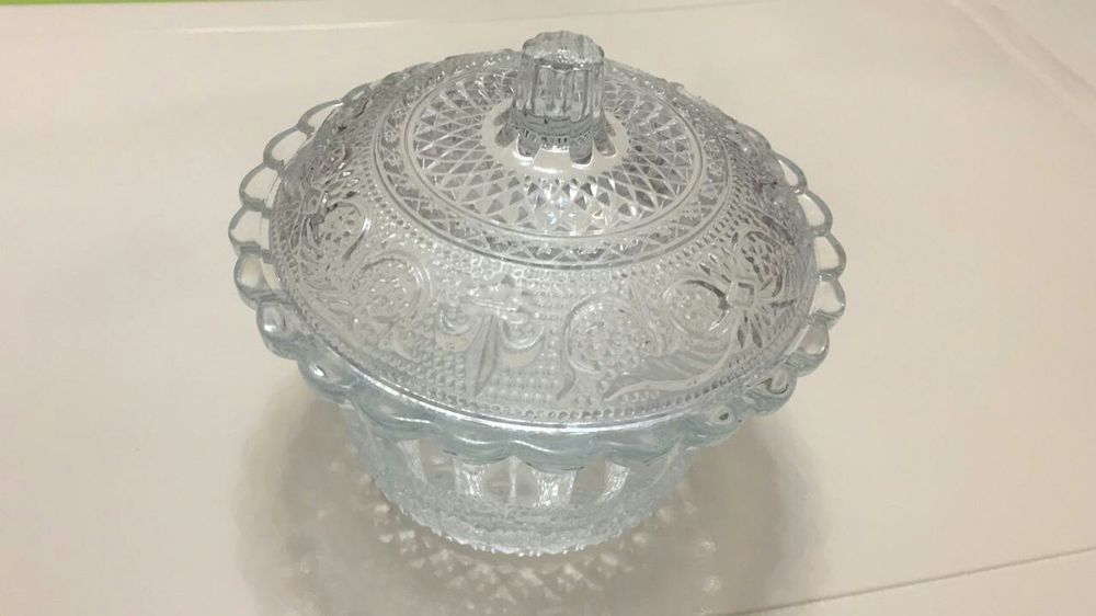 Продам сахарницу с крышкой Pasabahce, новая