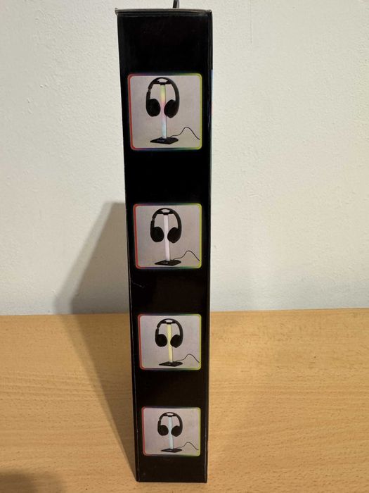 RGB Стойка за Слушалки