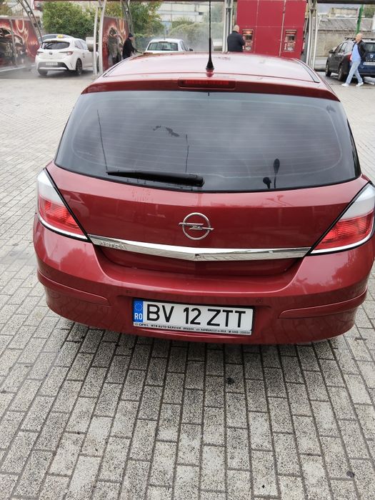 Opel Astra H 1.4 benzină