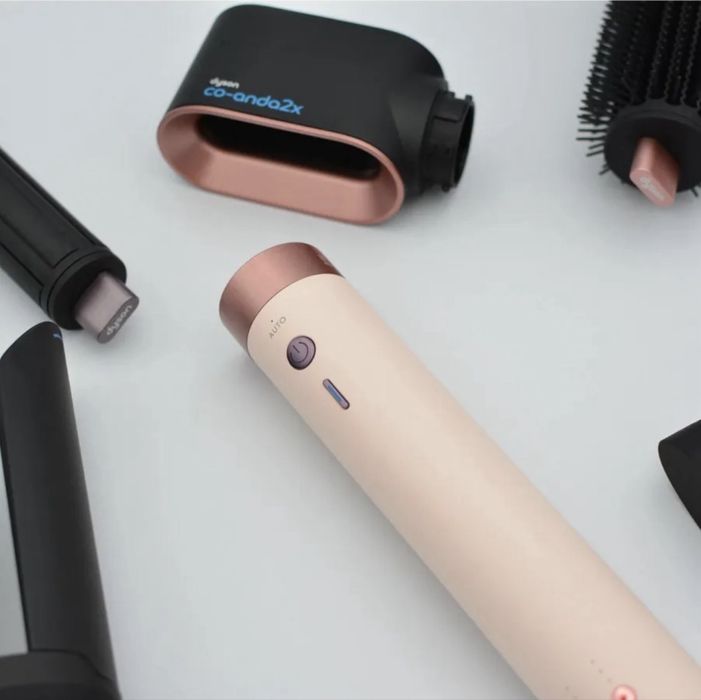 Co anda 2x Dyson co anda airwrap straight wavy дайсон