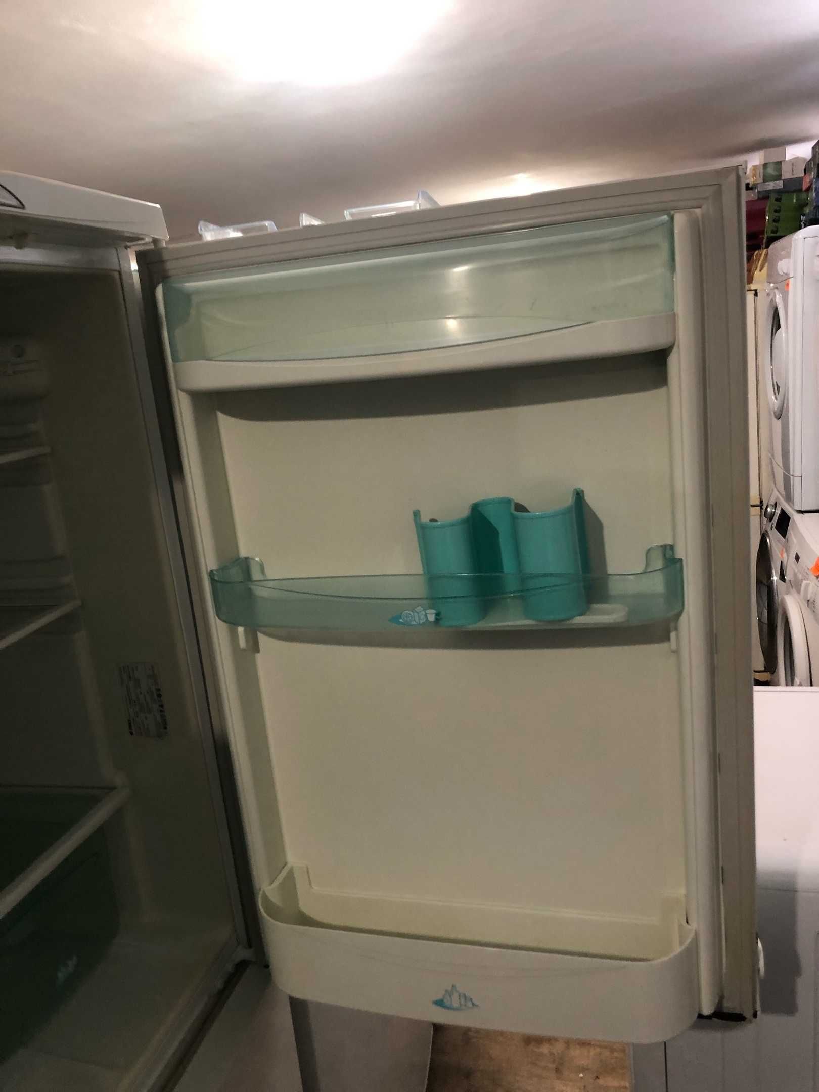 холодильник СТИНОЛ - большая морозилка