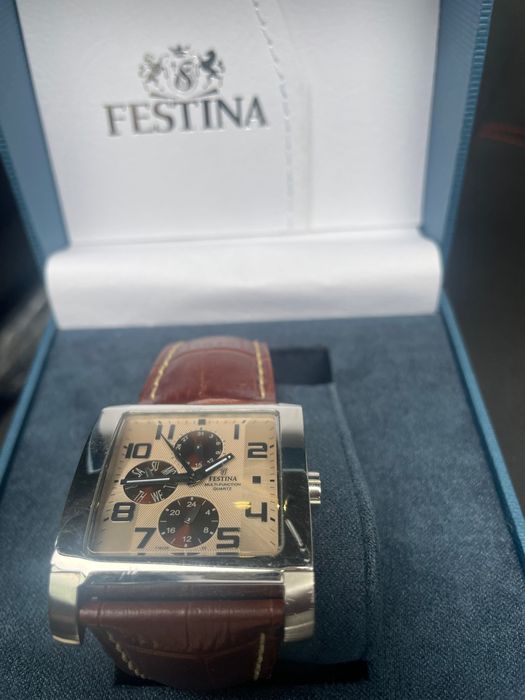 Vând ceas bărbați Festina