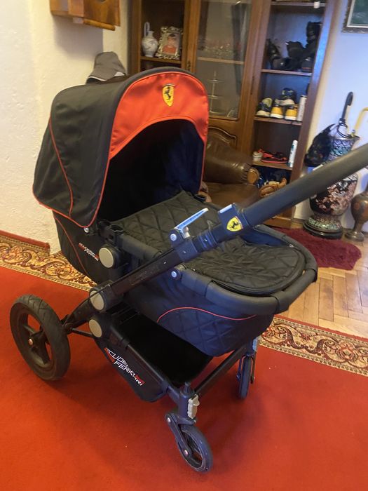 Carucior 3 in 1 Trio Ferrari Beebop, utilizat, in stare foarte buna