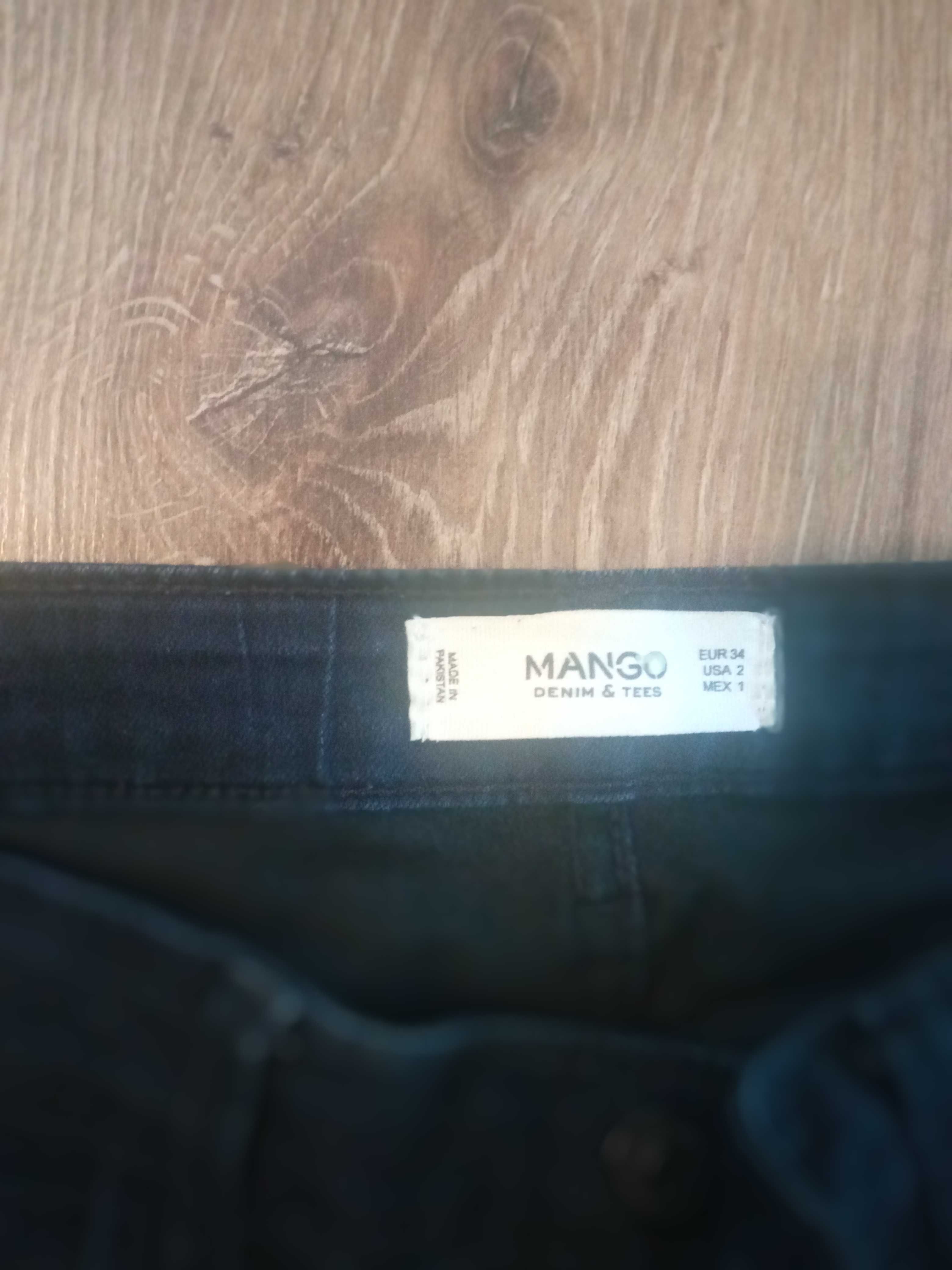 Дънки Mango с бродерии