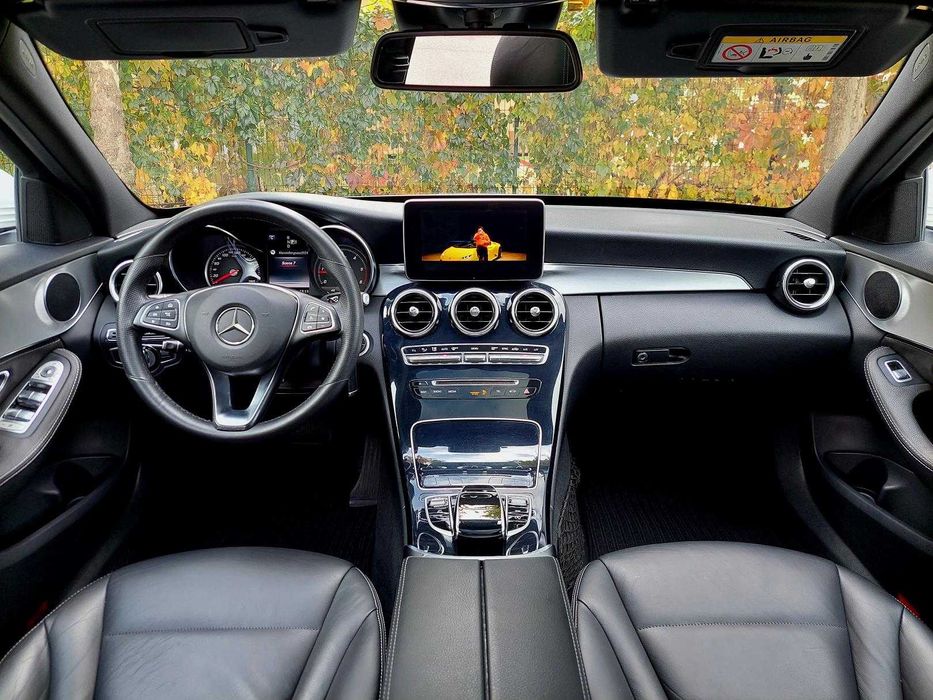 MERCEDES BENZ W205 C220d 170cp E6 *2015* AMG Pack/Panorama/Impecabil