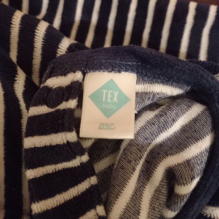 Vând set 2 body-uri groase 1.5 - 3 ani