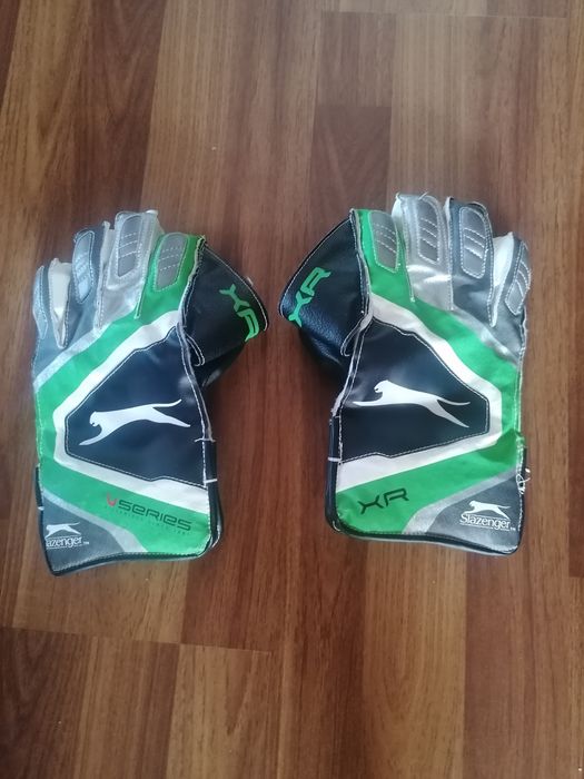 Mănuși crichet Slazenger