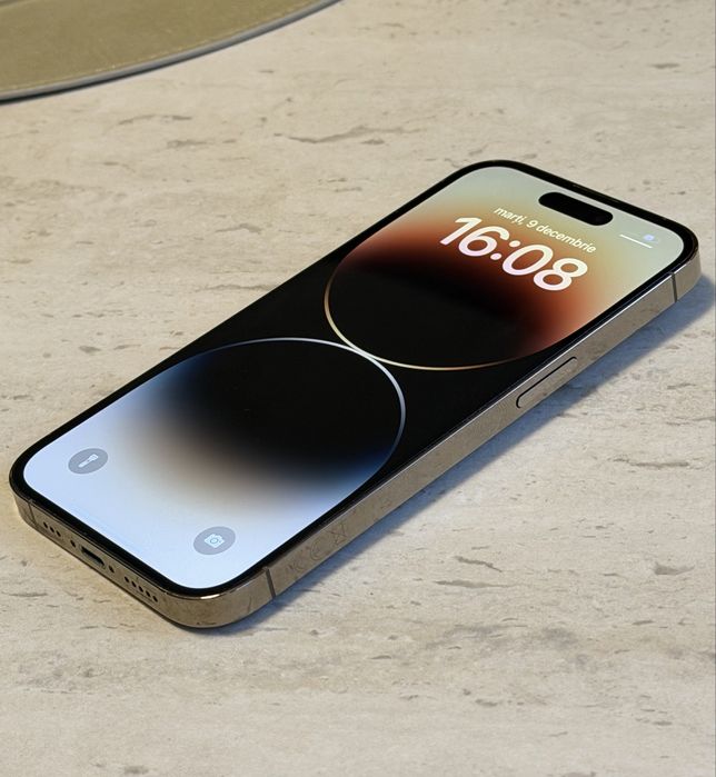 Iphone 14 pro gold 1 TB