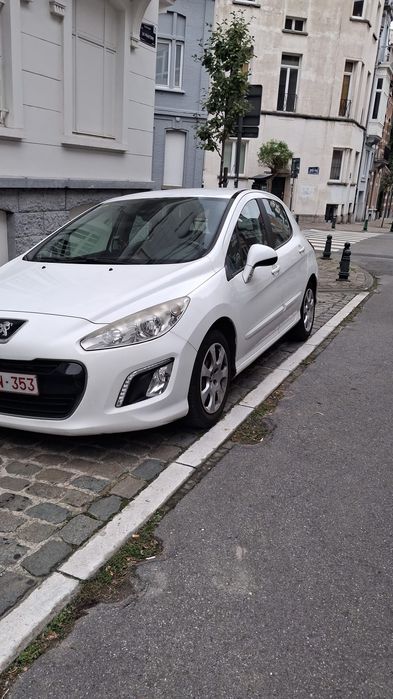 Peugeot 308 hatchback