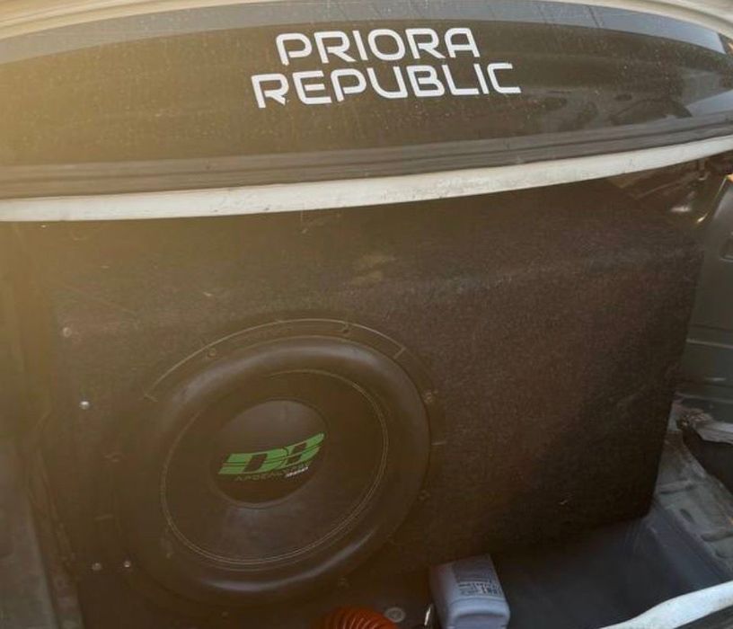 Продам Сабвуфер Deaf Bounce DB-Sa305