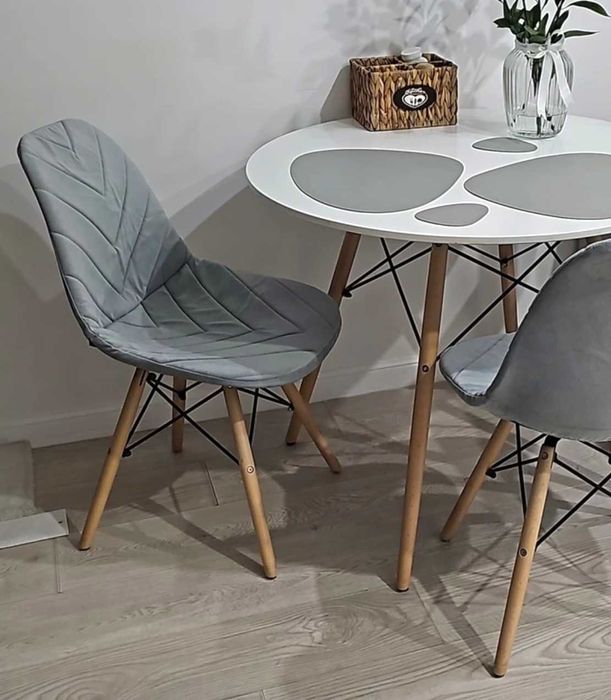 Чехлы на стулья Eames