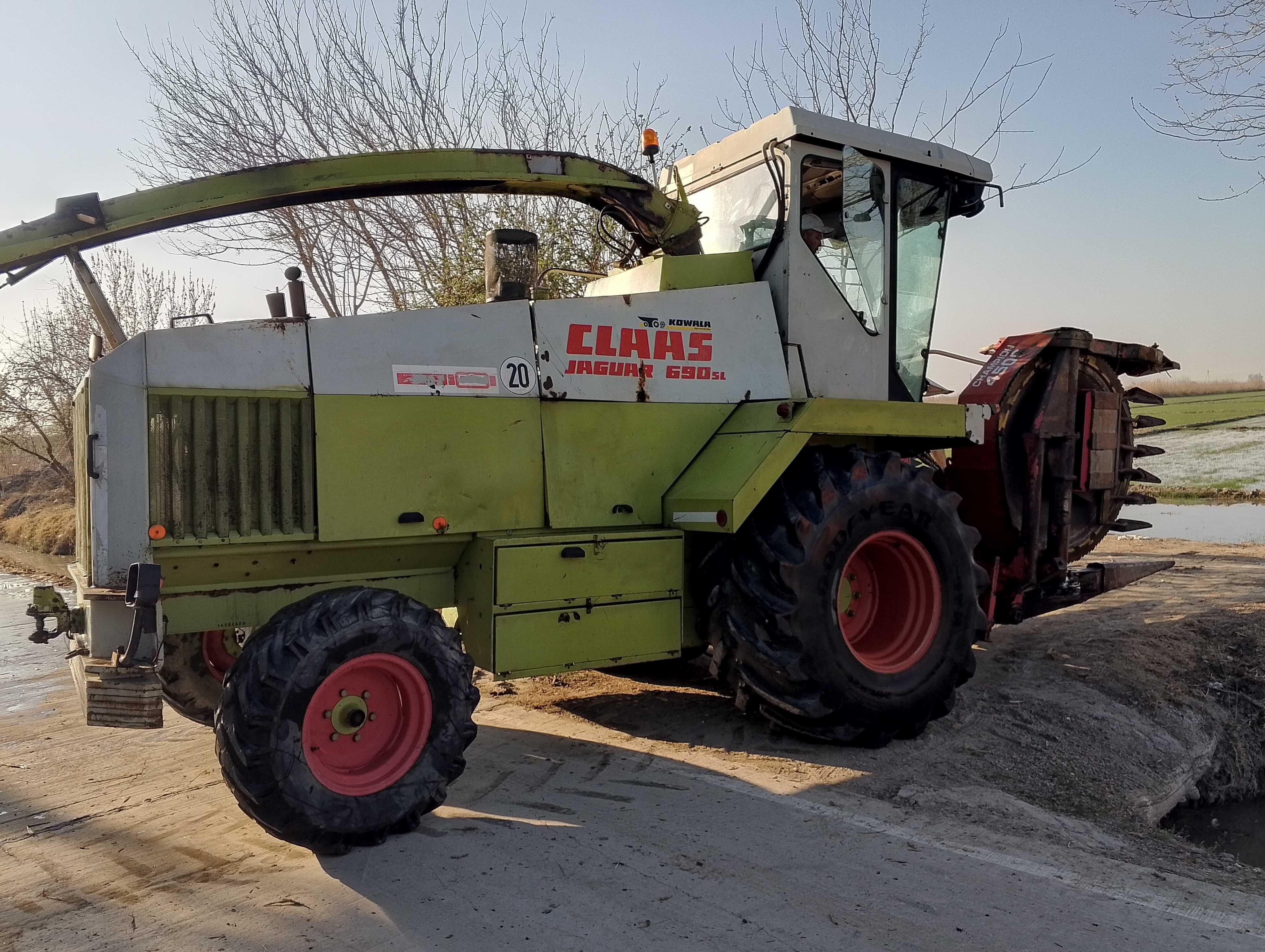 Jaguar claas 690 sl