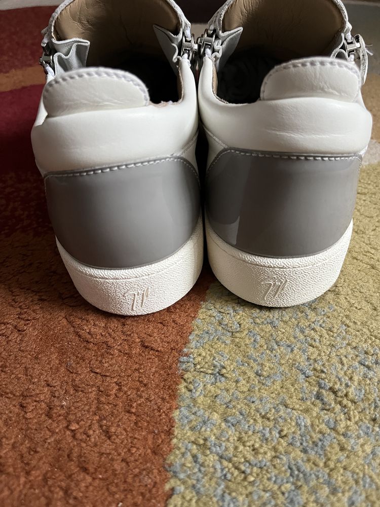 Giuseppe Zanotti May Low Heel White/ Grey