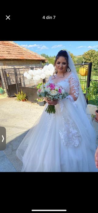 Vand rochie de mireasa