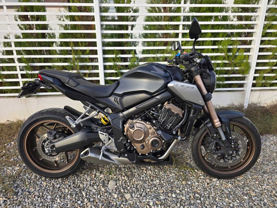 Honda CB650R 2022 Quickshifter Tail Tidy Frame Sliders PPF Rezervor