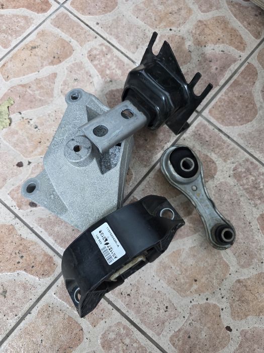 Tampoane motor, cutie, antibalans, Dacia logan 0,9 benzina . Ca noi or
