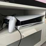 PlayStation 5 - 2 games - 1 controller
