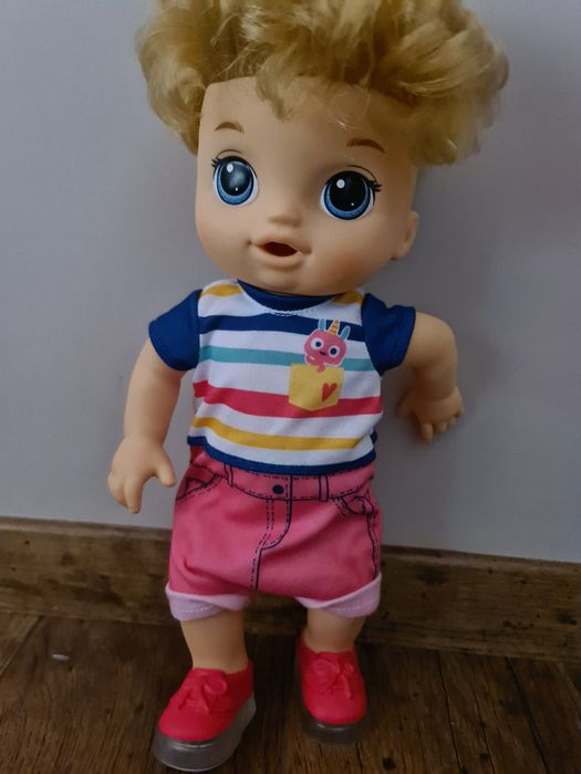 Bebelusul Babyalive step'n giggle E5244